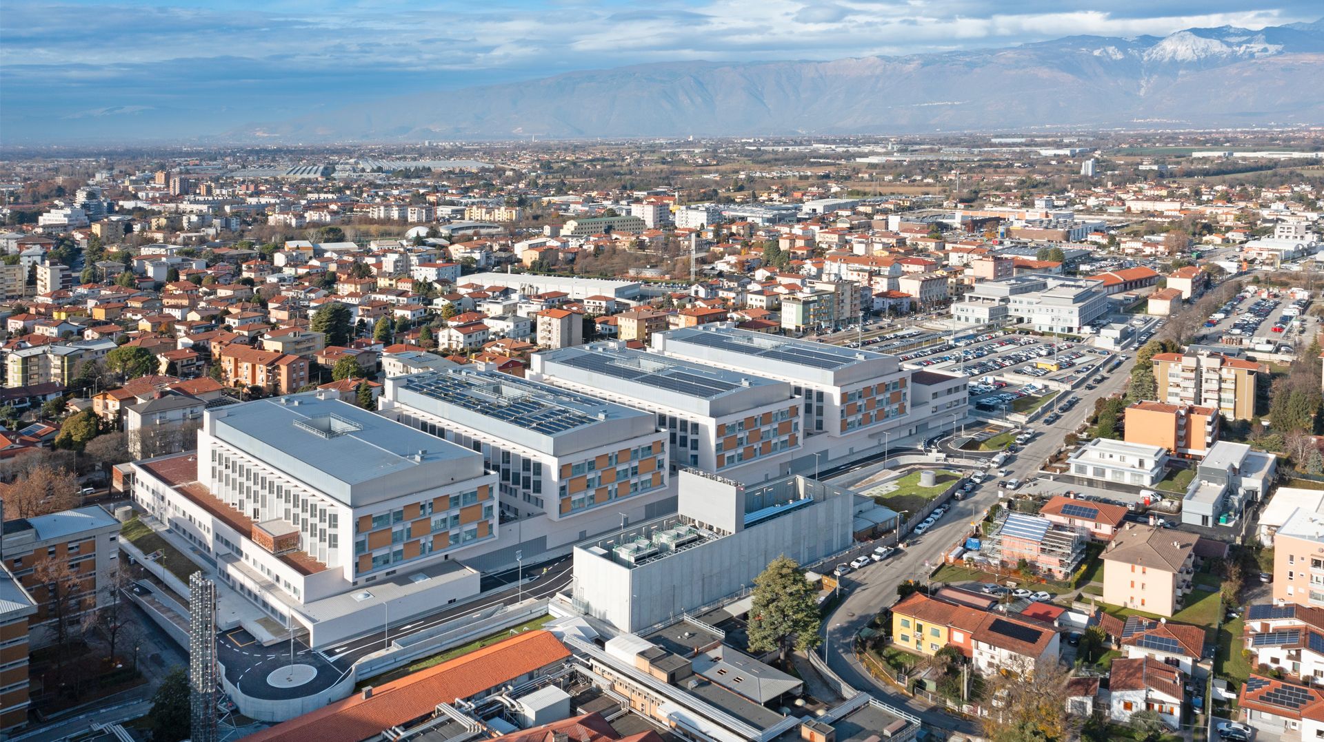 Ribbon cutting for the New Pordenone Hospital - Manens S.p.A ...